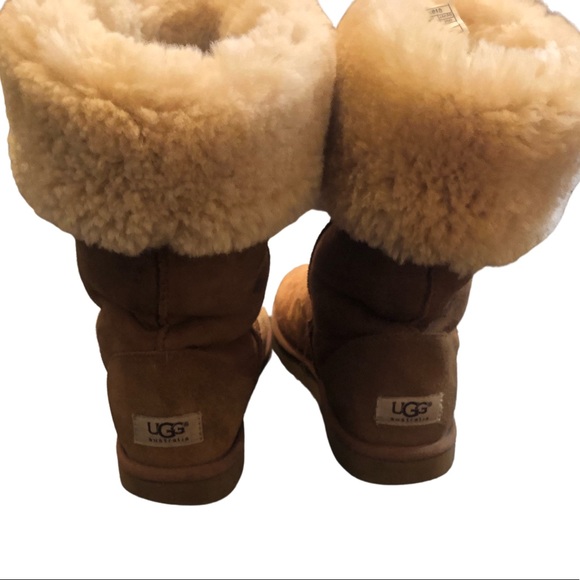 UGG Shoes - UGG Tall Chestnut Classic Sheepskin Winter Boots